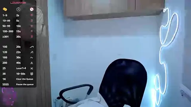 Danna Ross  online show from 12.13.25