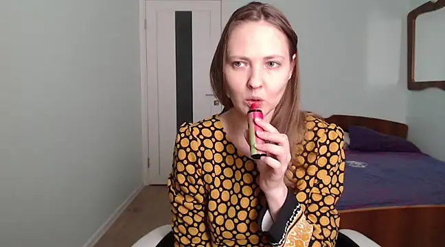 VioletLily online show from 02.27.25