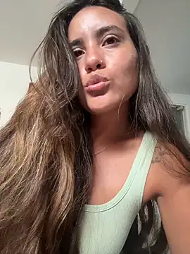 Snapshot of fenixgre chatting on 01.06.26 fenixgre online show from 01.06.26