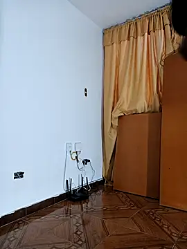 Amber Etan online show from 03.05.26