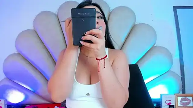Snapshot of Natasha__Blue chatting on 02.08.25 Natasha Blue online show from 02.08.25