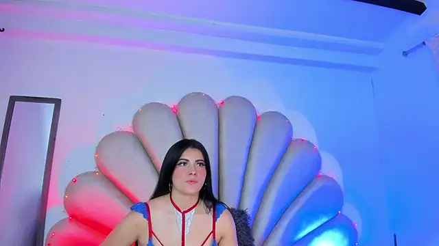Snapshot of Natasha__Blue chatting on 03.05.25 Natasha Blue online show from 03.05.25