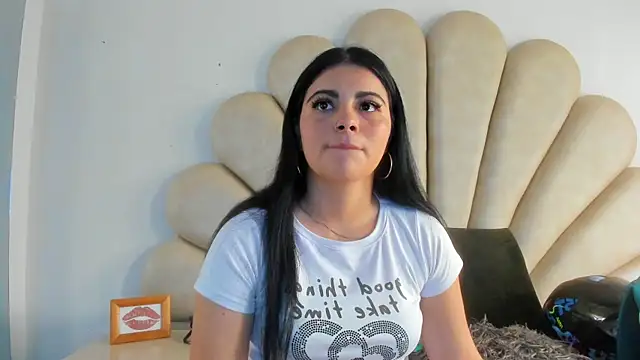 Snapshot of Natasha__Blue chatting on 03.17.25 Natasha Blue online show from 03.17.25