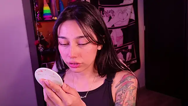 amber yull online show from 06.12.26