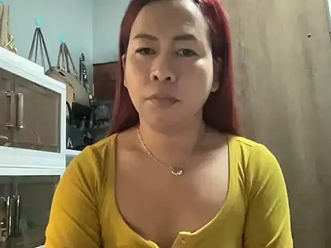 UrLove Marga online show from 11.19.25