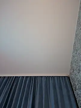 Snapshot of Alina_Vibe_Me chatting on 12.16.24 Alina Vibe Me online show from 12.16.24