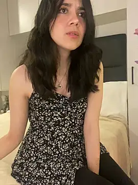 Snapshot of saori_10 chatting on 01.27.25 saori 10 online show from 01.27.25