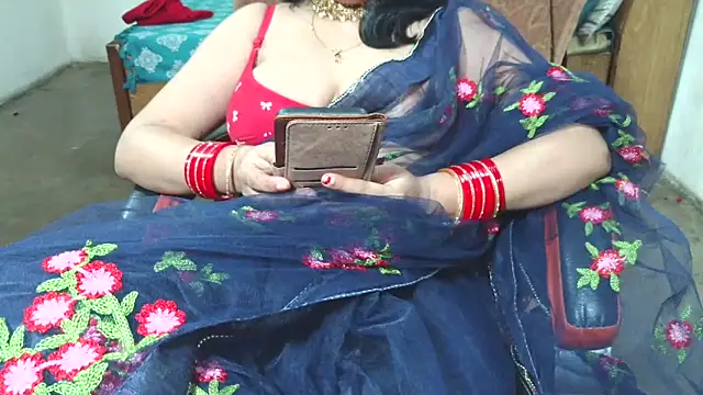 Cute Mahi22 online show from 10.05.25