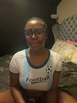 TrueeFantasee online show from 04.04.26