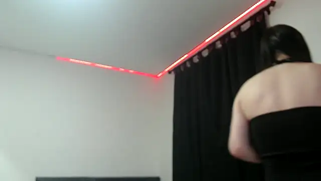 dolcemacca online show from 02.22.25