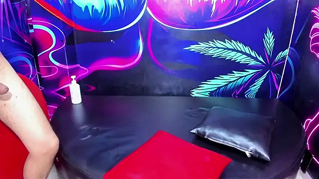 hot-threesome online show from 06.06.26