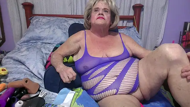 Snapshot of BigClitMelody chatting on 01.17.26 BigClitMelody online show from 01.17.26