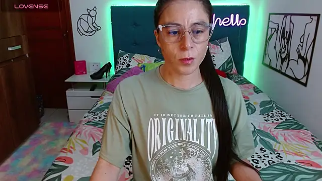 antonella sweet33 online show from 10.12.25