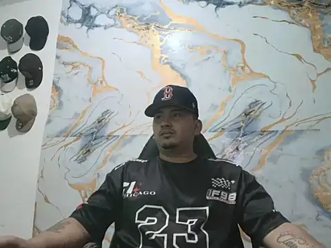 Snapshot of myke_andrade chatting on 06.18.26 myke andrade online show from 06.18.26