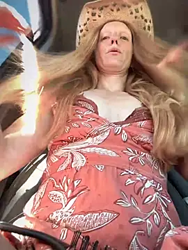 GoldenFlameGoddess online show from 07.03.26