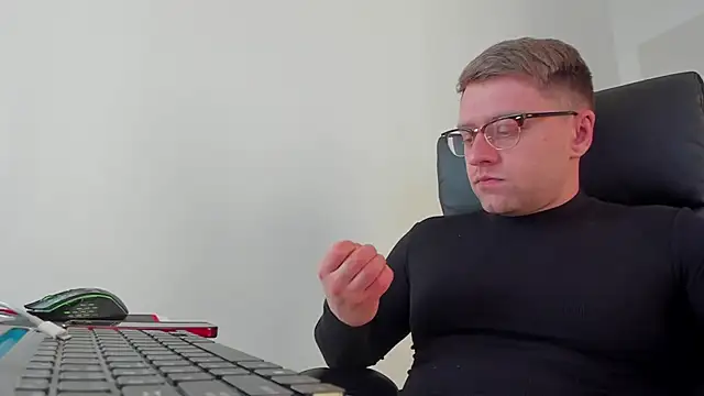 Findom guy online show from 03.20.25