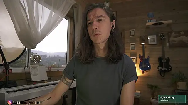 Snapshot of Antinoo_Gnothi chatting on 03.11.25 Antinoo Gnothi online show from 03.11.25