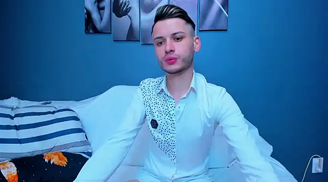 andboyfor6 online show from 02.20.25