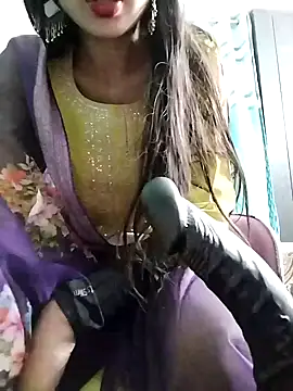 Snapshot of Noor_Darliing chatting on 01.22.25 Noor Darliing online show from 01.22.25