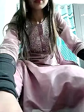 Snapshot of Noor_Darliing chatting on 01.24.25 Noor Darliing online show from 01.24.25