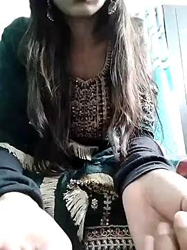 Snapshot of Noor_Darliing chatting on 01.29.25 Noor Darliing online show from 01.29.25