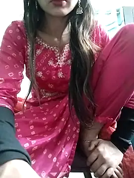 Snapshot of Noor_Darliing chatting on 02.11.25 Noor Darliing online show from 02.11.25