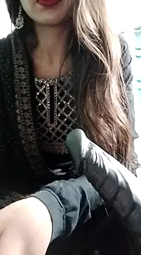 Snapshot of Noor_Darliing chatting on 02.21.25 Noor Darliing online show from 02.21.25