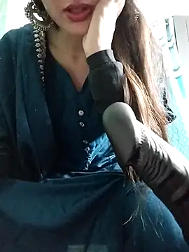 Snapshot of Noor_Darliing chatting on 03.03.25 Noor Darliing online show from 03.03.25