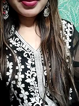 Snapshot of Noor_Darliing chatting on 03.04.25 Noor Darliing online show from 03.04.25