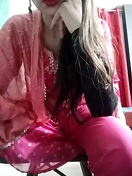 Snapshot of Noor_Darliing chatting on 03.20.25 Noor Darliing online show from 03.20.25