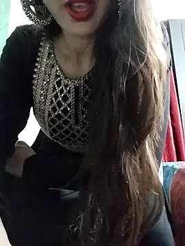 Snapshot of Noor_Darliing chatting on 09.09.25 Noor Darliing online show from 09.09.25