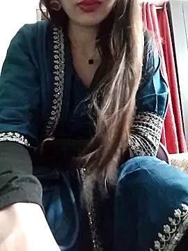 Snapshot of Noor_Darliing chatting on 04.18.26 Noor Darliing online show from 04.18.26