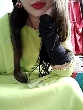 Snapshot of Noor_Darliing chatting on 04.29.26 Noor Darliing online show from 04.29.26