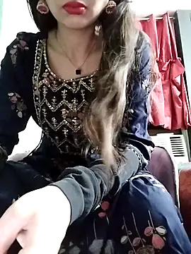Snapshot of Noor_Darliing chatting on 05.01.26 Noor Darliing online show from 05.01.26