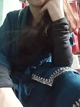 Snapshot of Noor_Darliing chatting on 05.13.26 Noor Darliing online show from 05.13.26