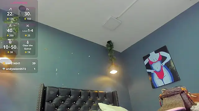 Sophiietaylor online show from 10.03.25