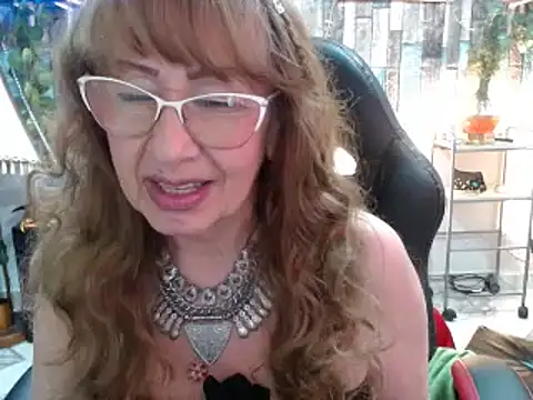 KarimaSarabe online show from 01.13.25