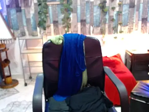 KarimaSarabe online show from 02.14.25