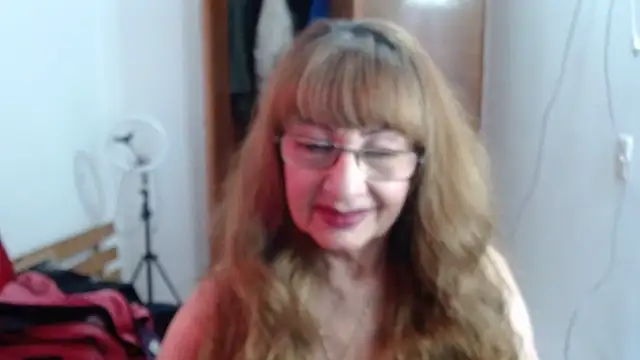 Snapshot of KarimaSarabe chatting on 05.19.26 KarimaSarabe online show from 05.19.26