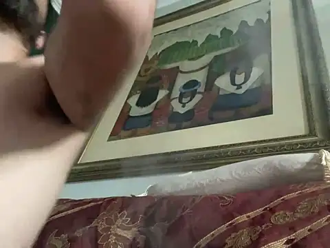 Snapshot of hotraillX chatting on 12.20.24 hotraillX online show from 12.20.24