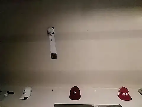 Snapshot of hotraillX chatting on 03.05.25 hotraillX online show from 03.05.25