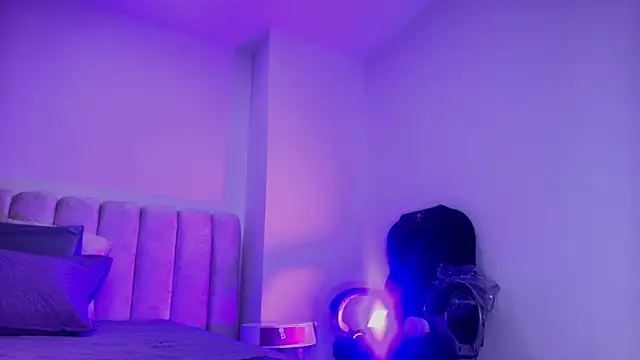 Snapshot of _sex_mia chatting on 11.11.25 sex mia online show from 11.11.25