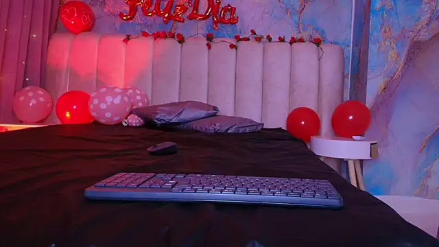 Snapshot of _sex_mia chatting on 02.12.26 sex mia online show from 02.12.26