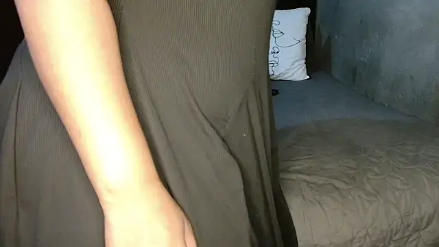 CURVEYDOLLXX online show from 04.10.26