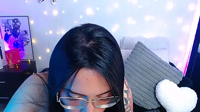 Snapshot of Isa_Maiden1 chatting on 06.02.26 Isa Maiden1 online show from 06.02.26