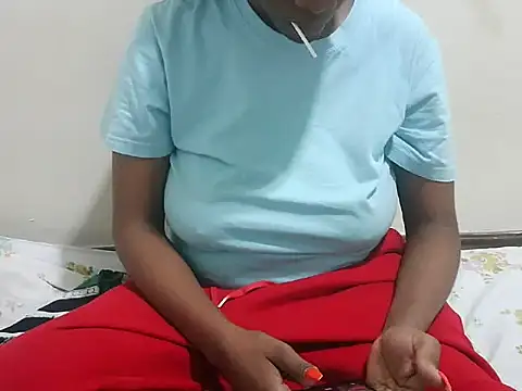 prettybeee online show from 03.14.26