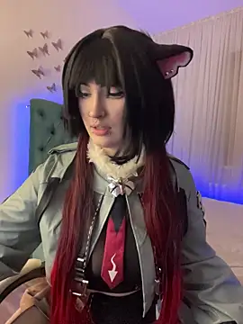  Chlo  e online show from 10.31.25