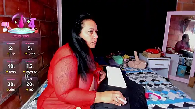 Snapshot of Sofie-Storm chatting on 01.17.26 Sofie-Storm online show from 01.17.26