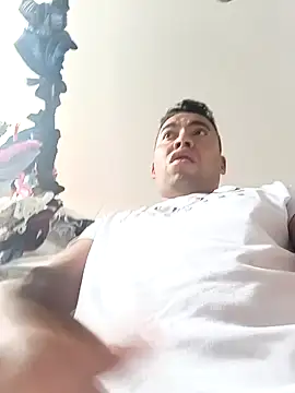 Diego leon27 online show from 01.28.25