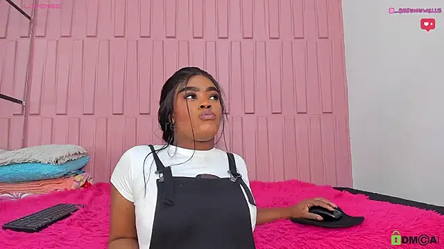 Briana Wells  online show from 02.06.25